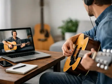 Online Guitar Lessons for Beginners That Fit You