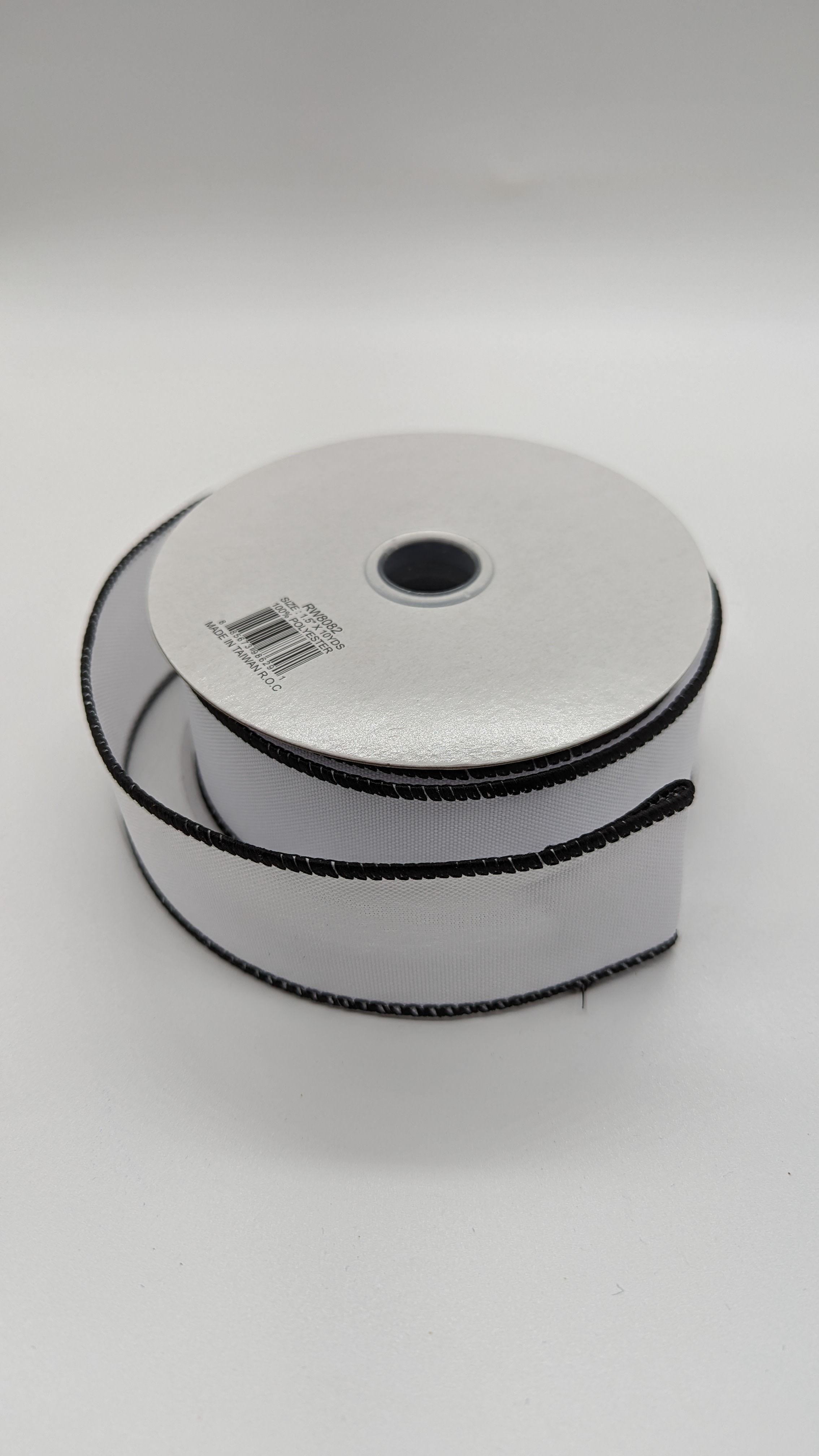 1.5" White with Black Stitching (10 Yards)