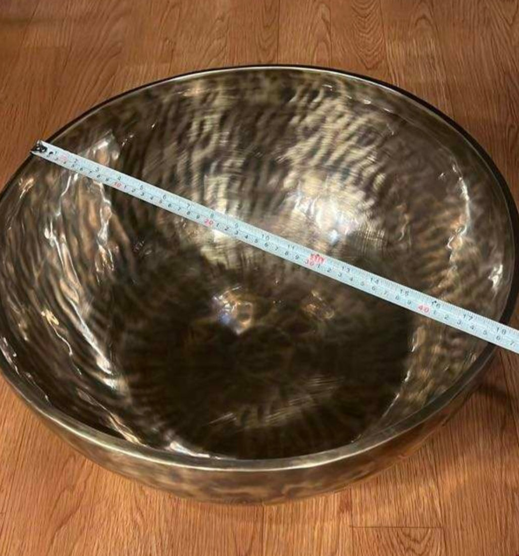 18" Singing Bowl 7 Metals - 1/1 Full Moon Blessings