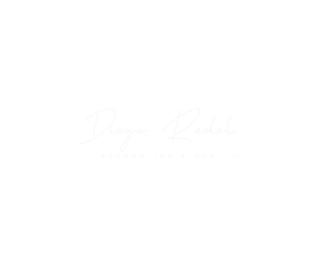 Black White Minimalist Script Personal Brand Signature Logo (Instagram Post (Square)) (Fac