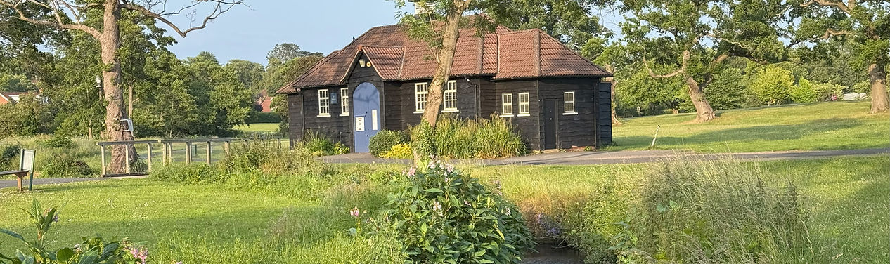 Valley parkway Bournville showing the boathouse and the Bourn brook