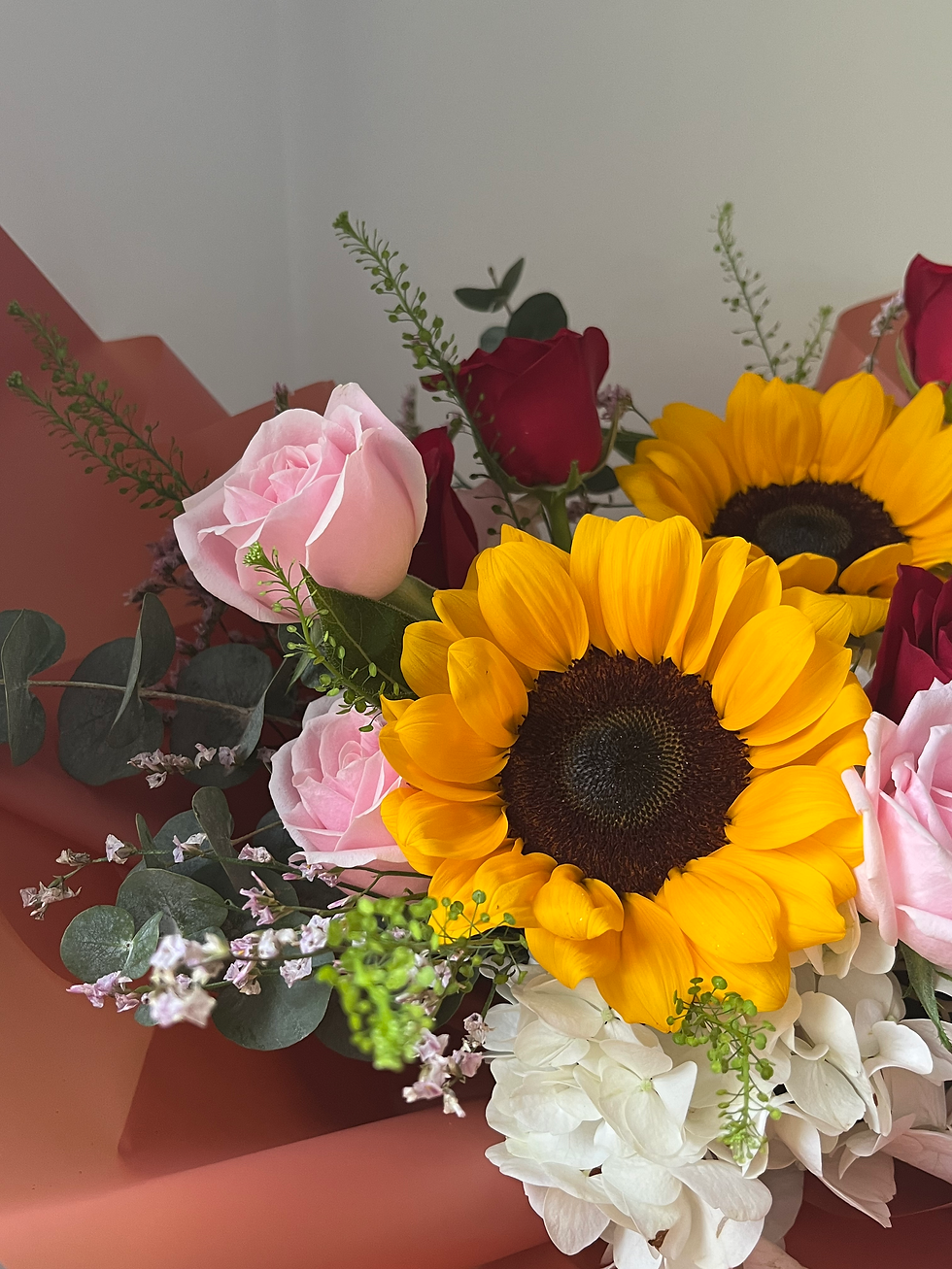 Thumbnail: Golden Glow Bouquet