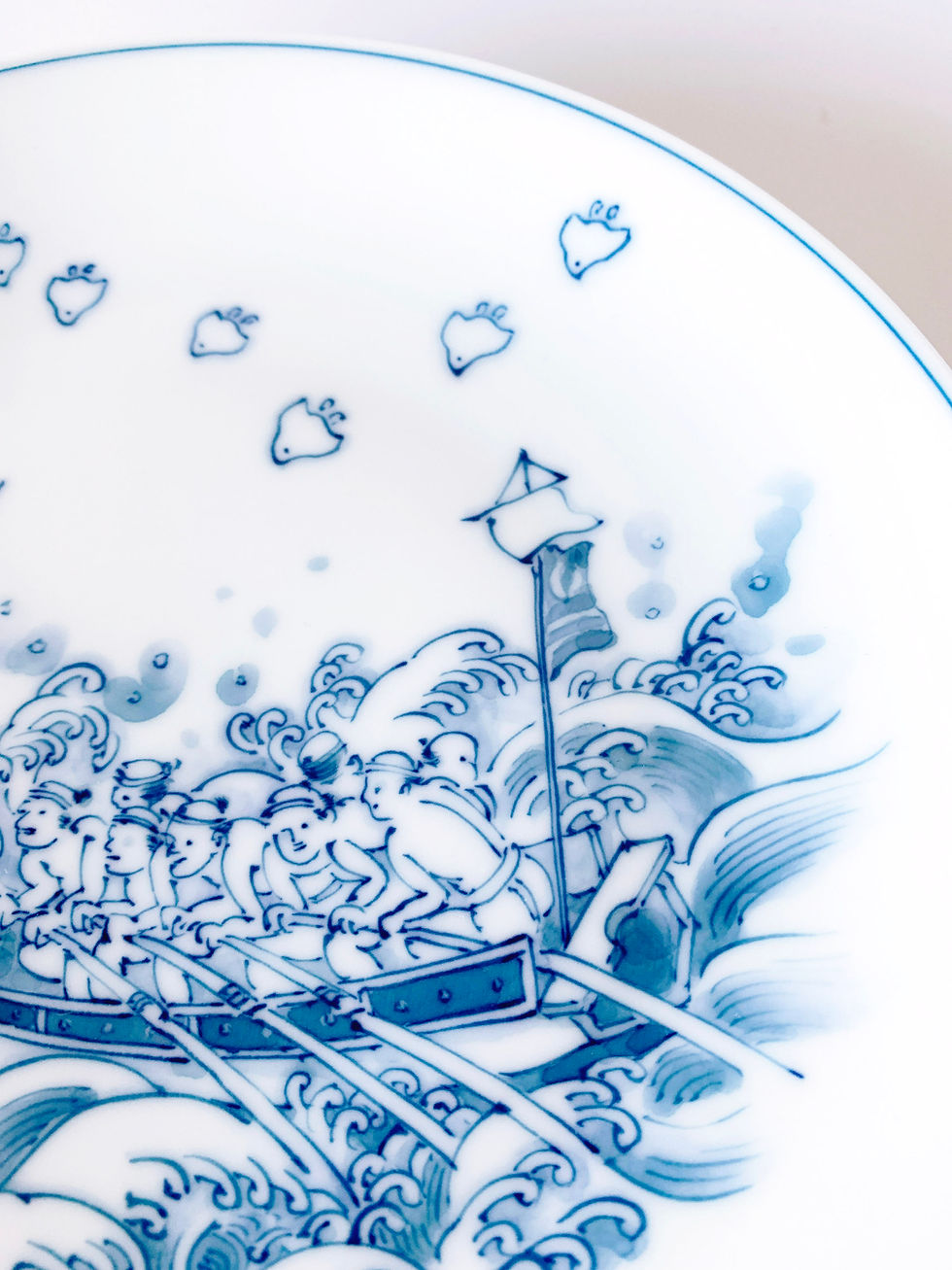 Miniature : Japan hand-painted porcelain plate, blue and white, whaling, Japanese craftsmanship, fine china