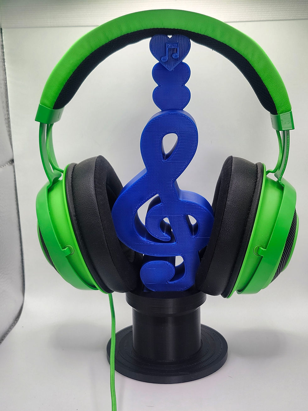 Thumbnail: Treble Clef Headphone Stand