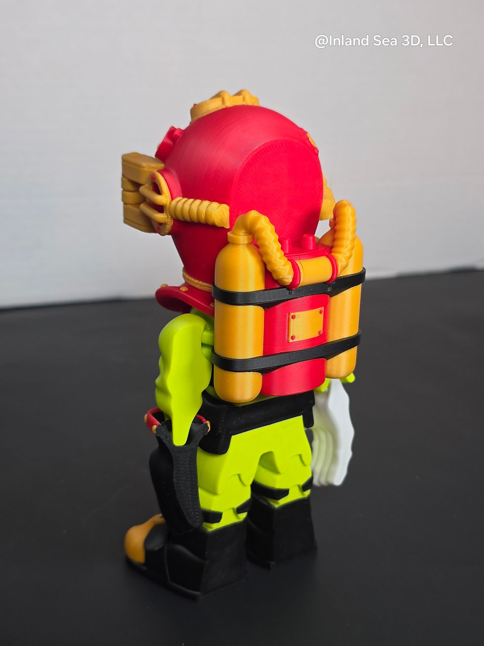 Thumbnail: Skeleton Diver