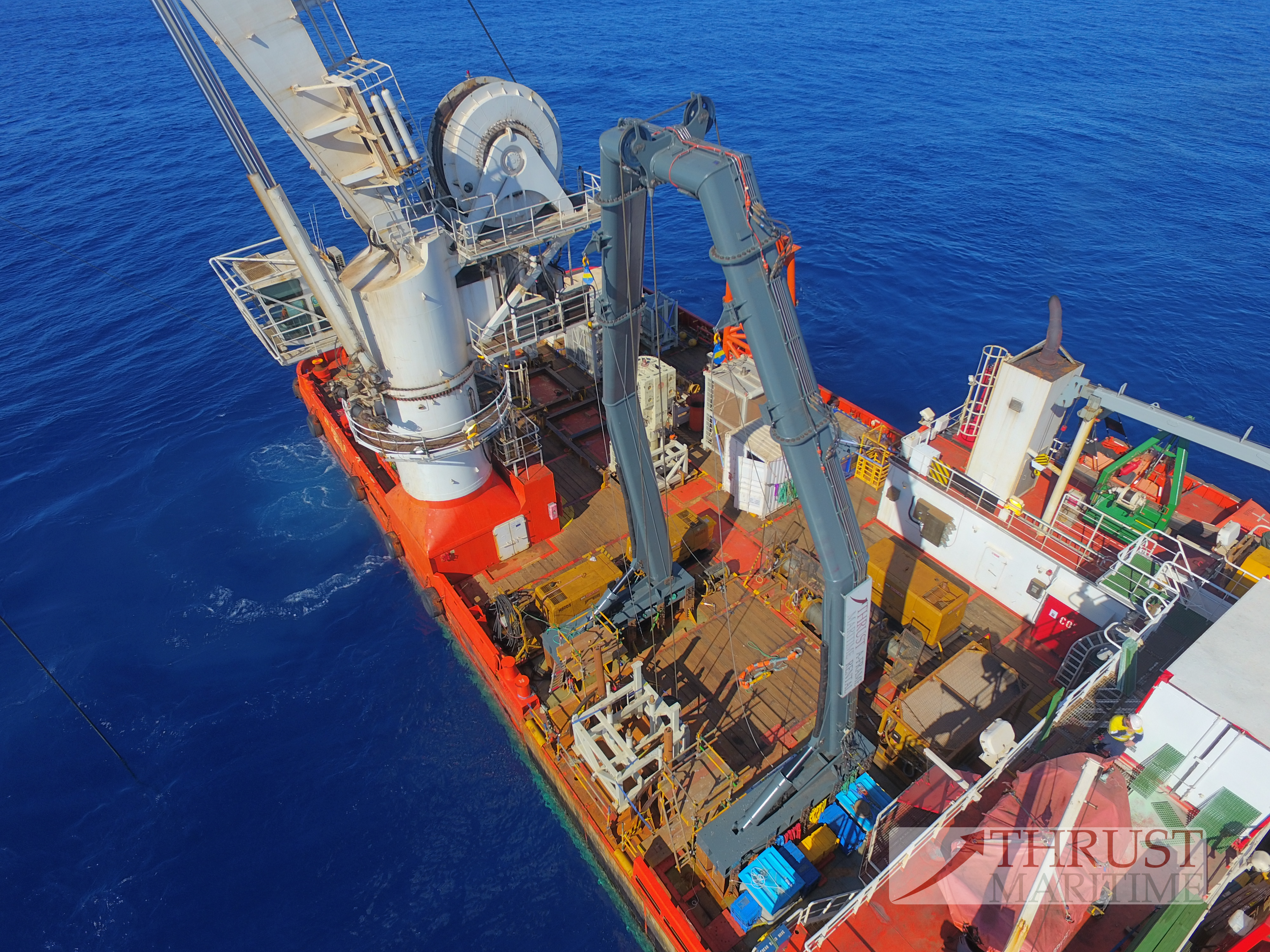 A-frame for subsea recovery