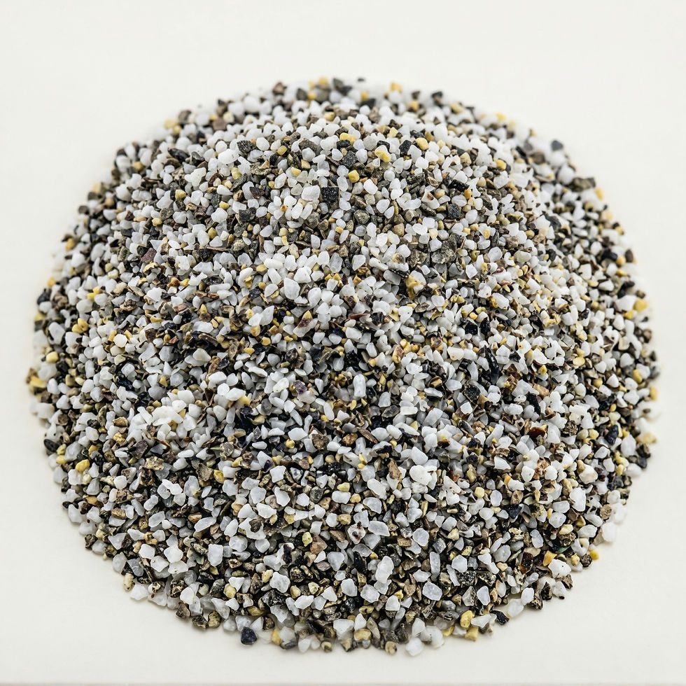 Salt & Pepper, a premium spice made with : Sea salt, six-pepper blend, rosemary. Crafted by Mondepice.