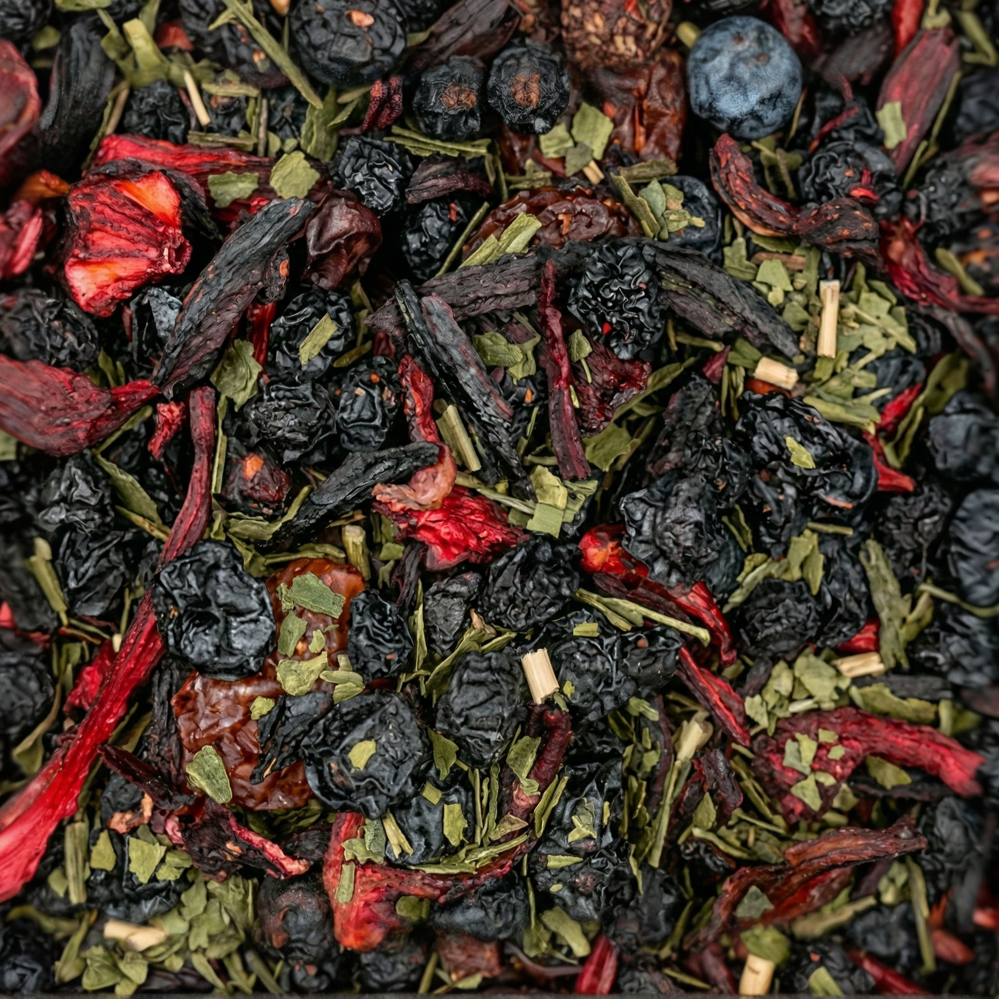 Mate Berries , a premium blend made with : Yerba mate, hibiscus, black currant, blackberry, blueberries. Crafted by Mondepice