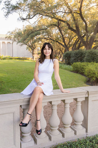 Senior Photoshoot in the museum district of downtown Houston