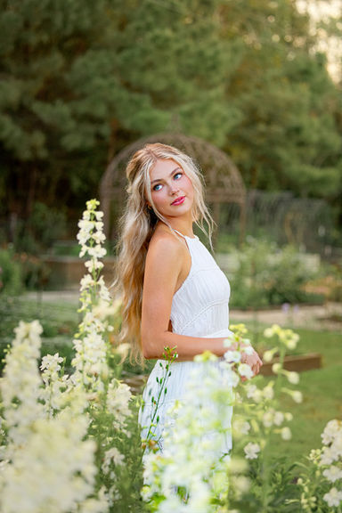 senior photos graduation photoshoot houston tx flower field