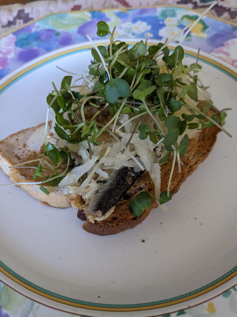 There is a better way to eat Sardines