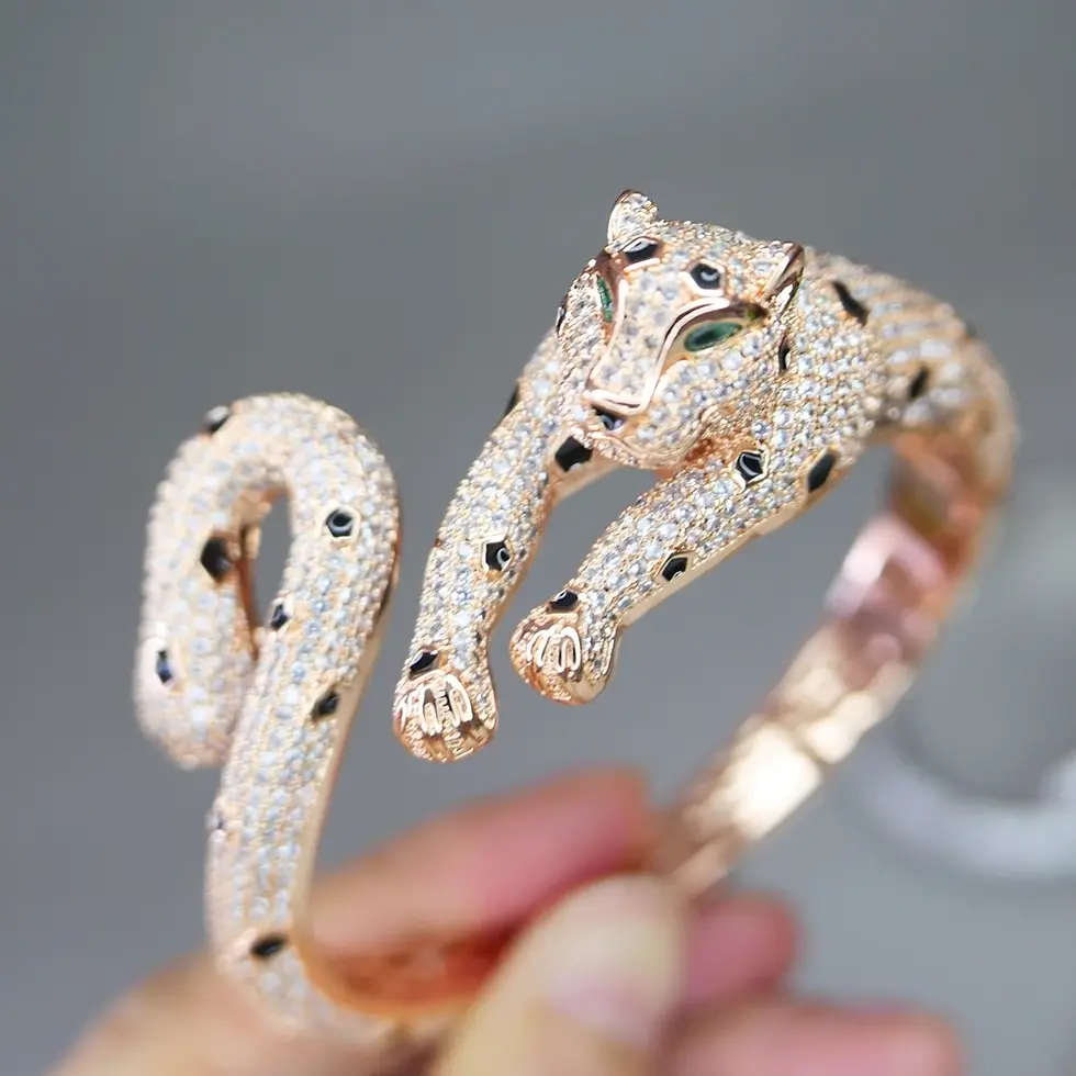 Thumbnail: Pantere De Harry's Luxury Bangle