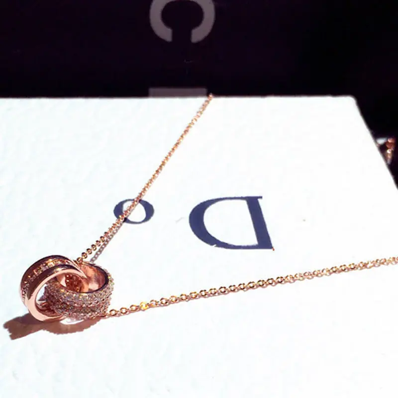 Thumbnail: Harry's Clavicle Necklace