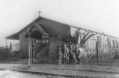 Primera construcción de la parroquia