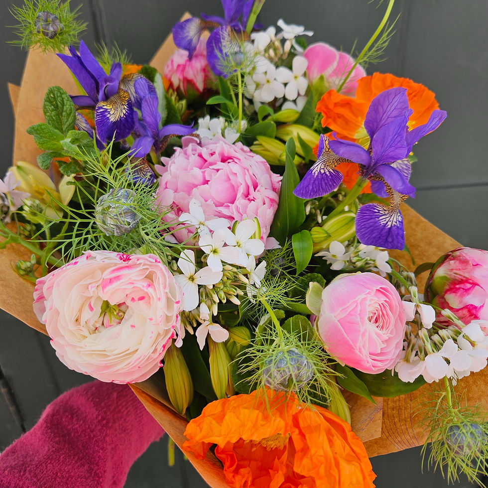 Thumbnail: Large gift bouquet