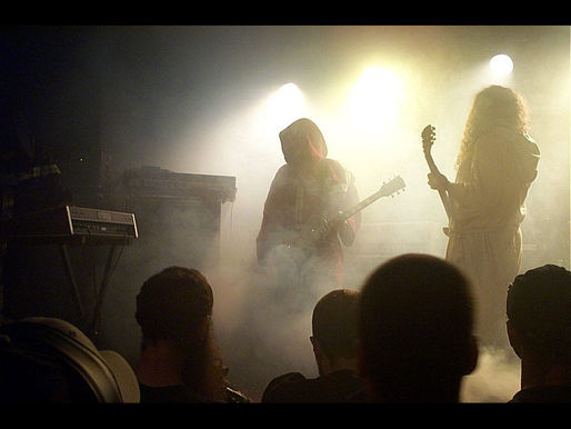 SUNN O))) - Live, The Spring & Brake, Belfast, N. IRE (03-12-2004)