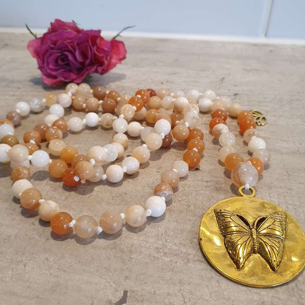 kristallhalsband mala