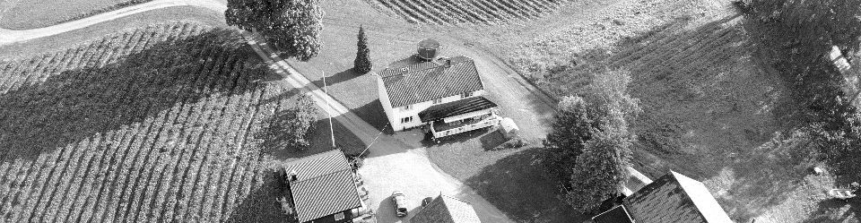 Akerhaugen Gard_edited.jpg