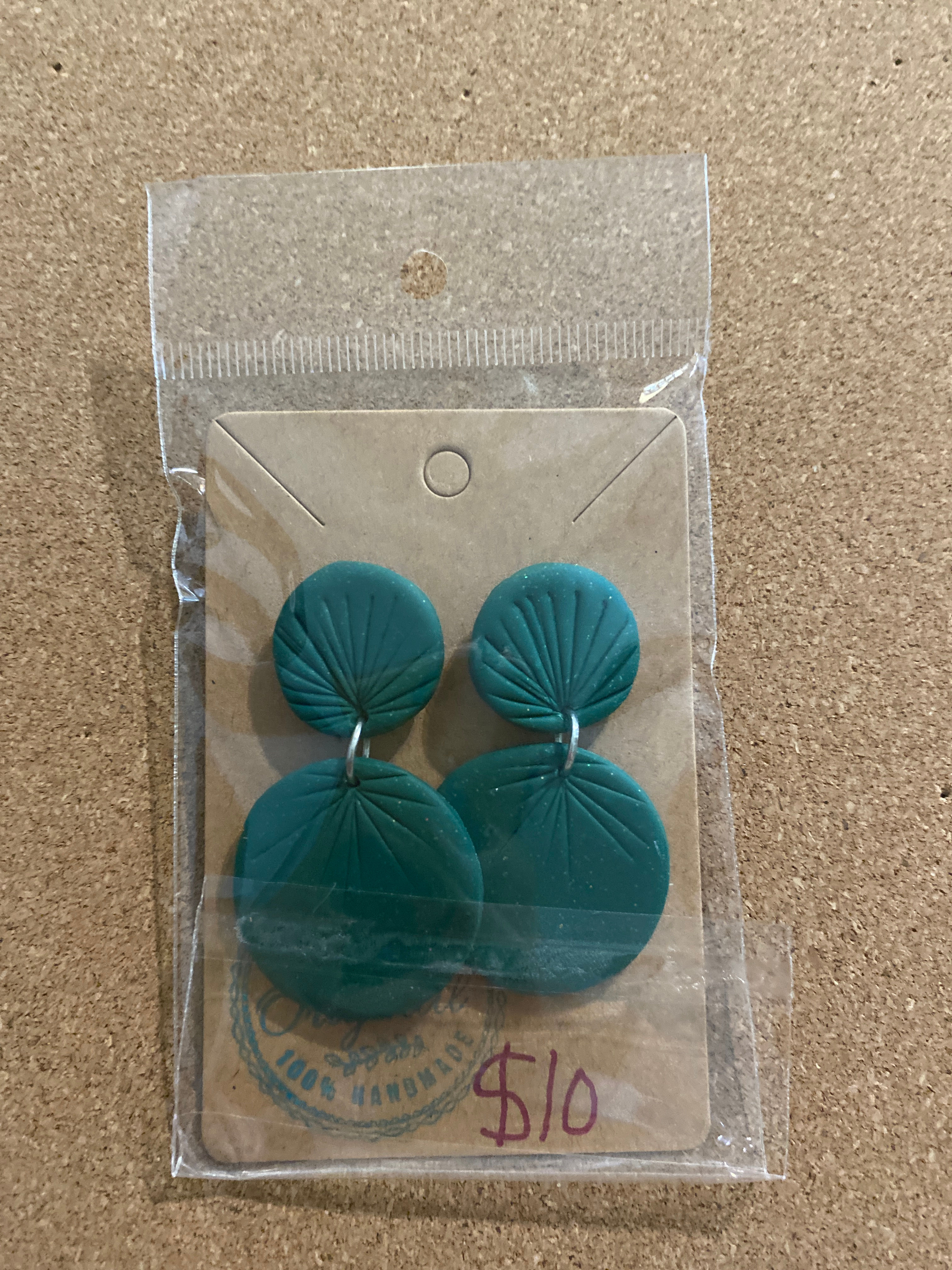 green earrings