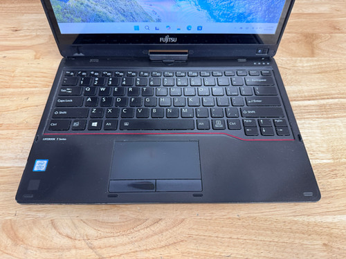 富士通 LIFEBOOK S937 i5 7300U 8GB / SSD128 71ddYUS0xPL._AC_UL210_SR210,