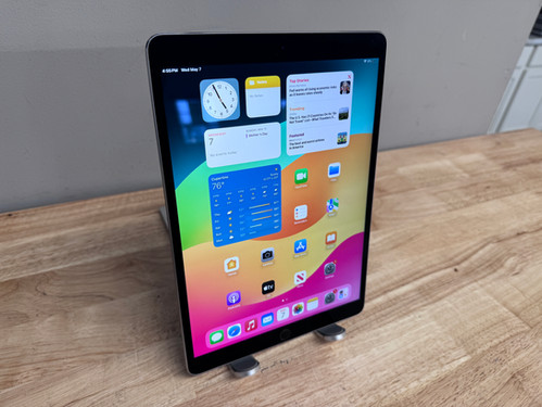 Apple iPad 6th Gen A1893 9.7