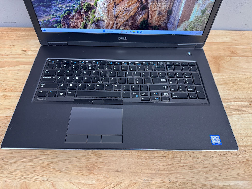 Thumbnail: Dell Precision 7740 17.3" Laptop Intel Xeon, 256GB SSD, 16GB RAM, W11