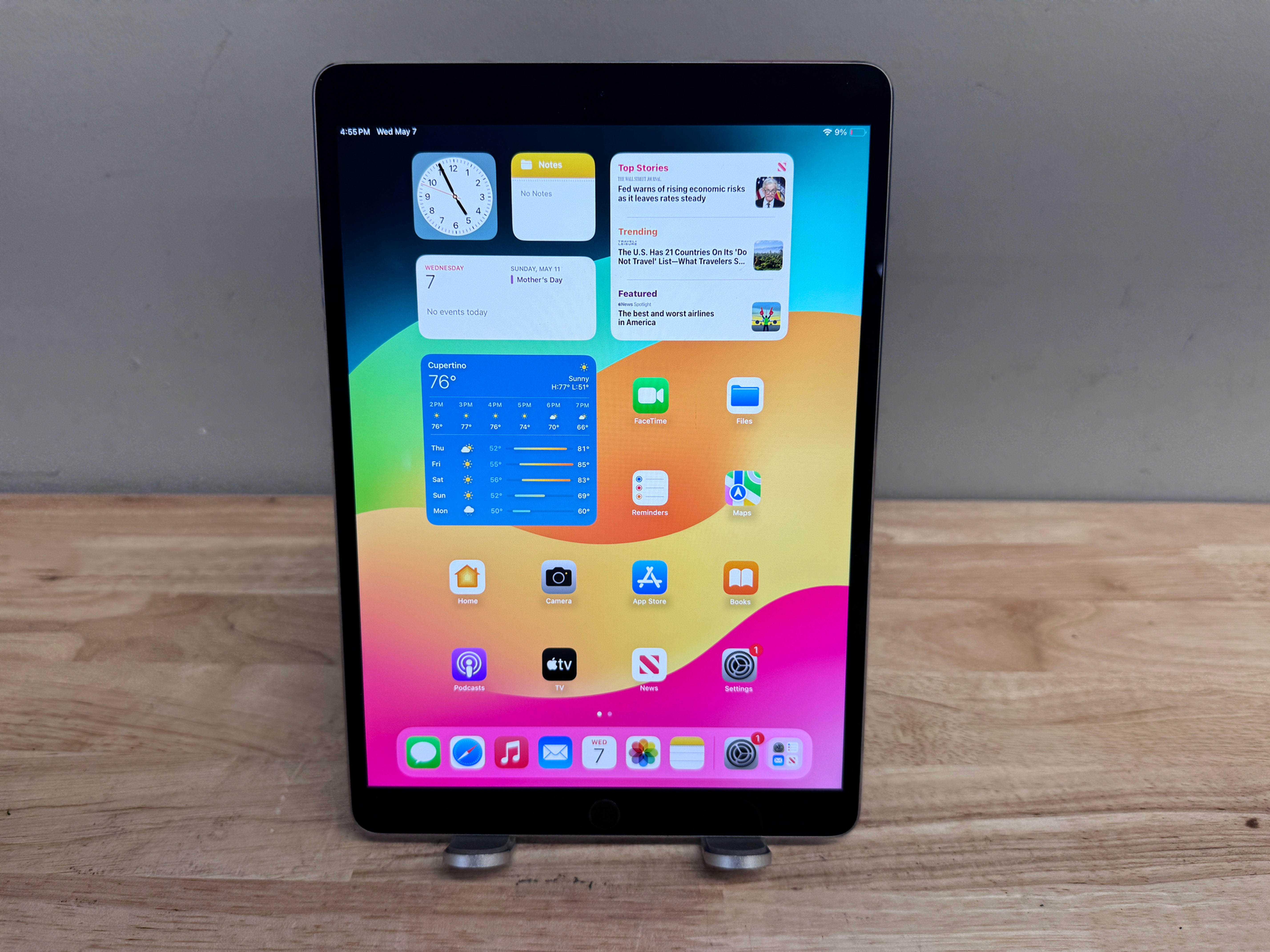 Apple iPad 8th Gen A2270 9.7" TOUCHSCREEN TABLET 32GB, Wifi - GRAY