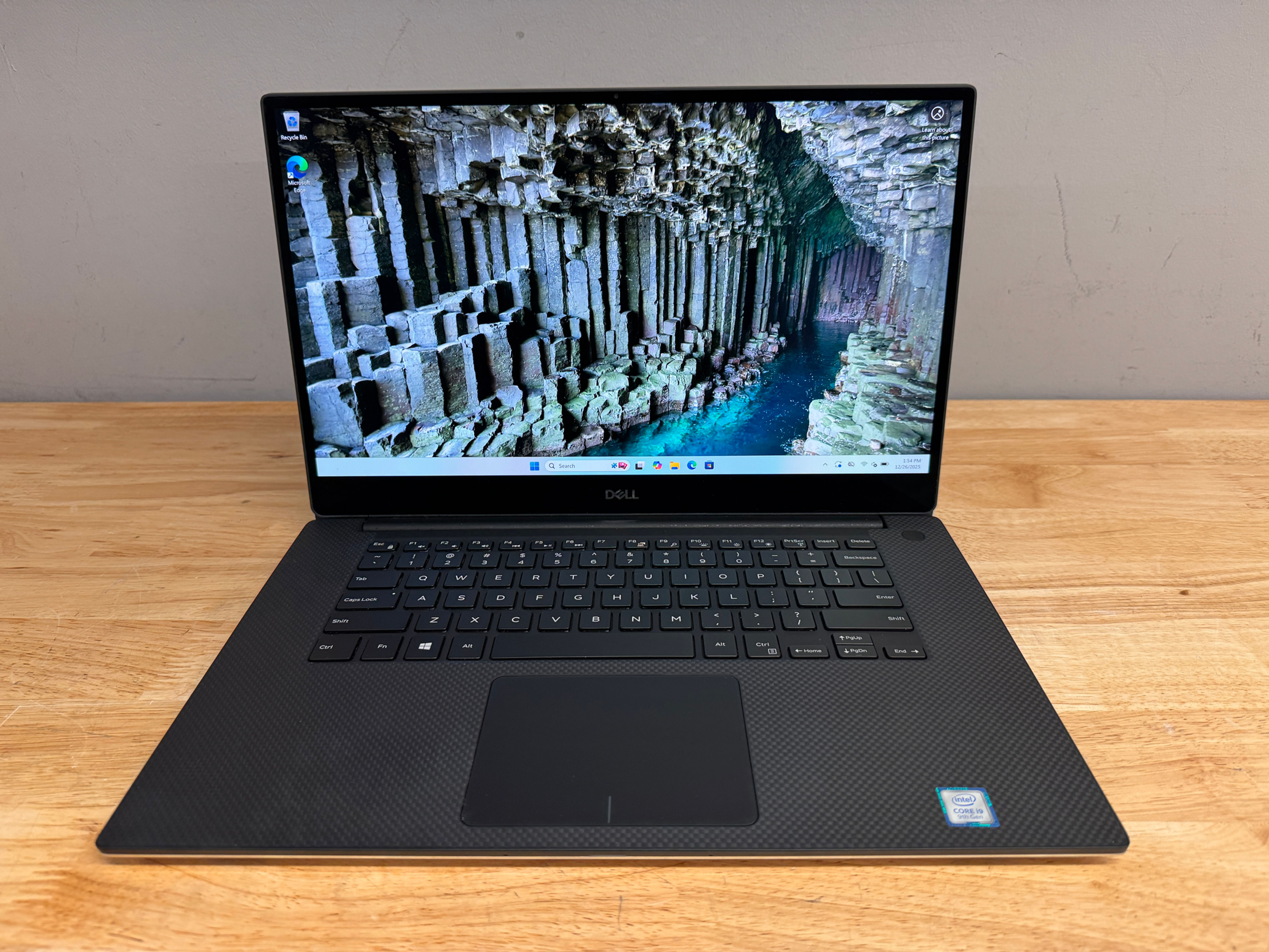 Dell XPS 15 7590 15.6” Laptop Intel Core i7, 1TB SSD, 32GB RAM, W11