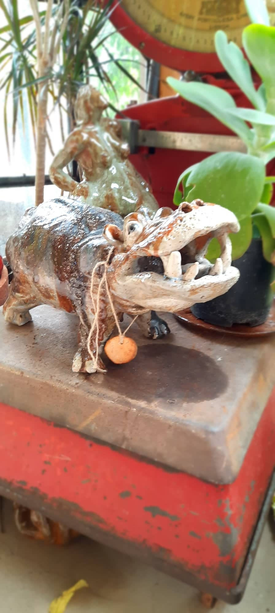 Thumbnail: Ceramic Hippo
