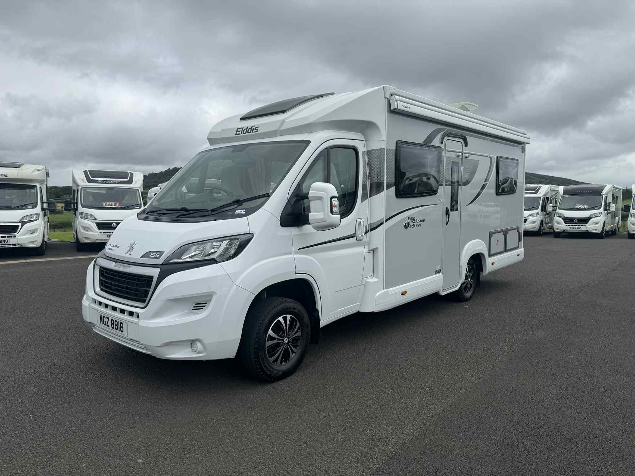 2019 ELDDIS 155 EXCLUSIVE 4 BERTH FIXED BED MOTORHOME WITH ONLY 18K MILES.