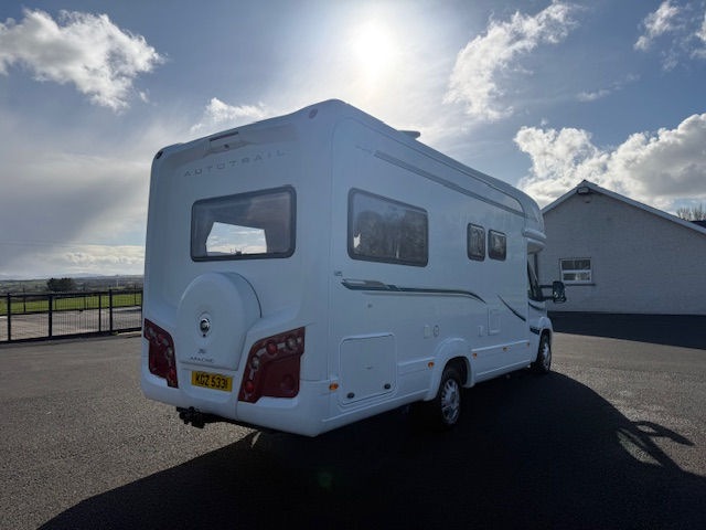 Thumbnail: 2011 AUTO-TRAIL APACHE 634 4 BERTH END LOUNGE MOTORHOME WITH ONLY 40K MILES
