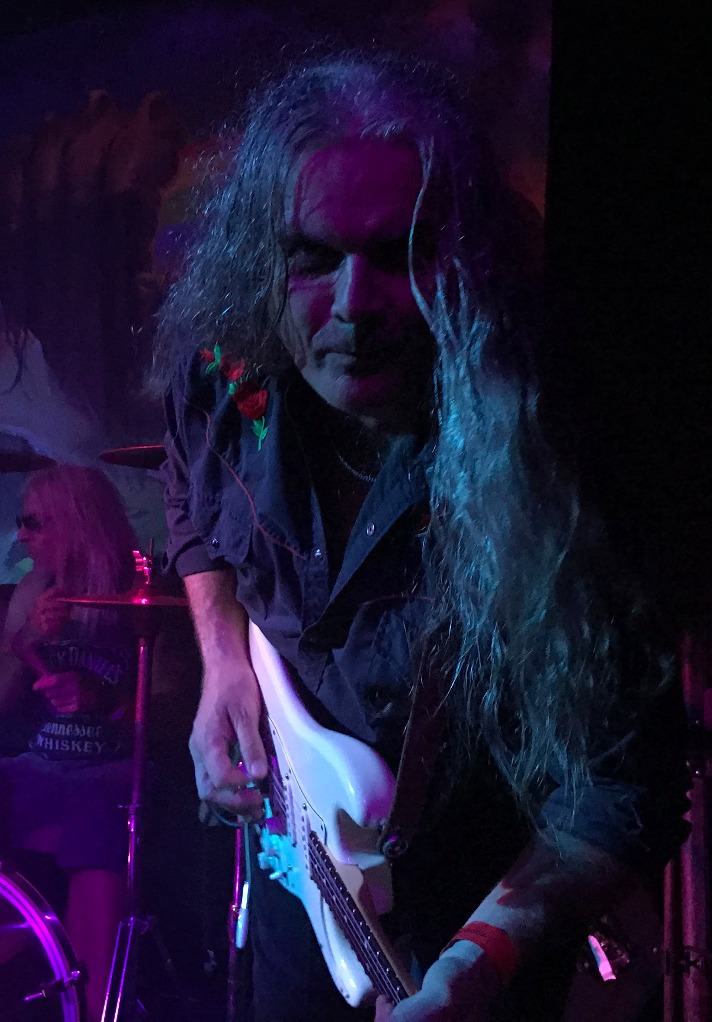 Introducing Barry Sharples, Rainbow Rising Lead Guitarist