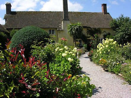 WestLynchFarmhouse.jpg