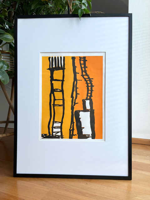 Abstraktní minimalistická grafika. Černá grafika na oranžovém pozadí. 