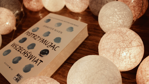 "Podtrzymujac wszechswiat" - Jenifer Niven