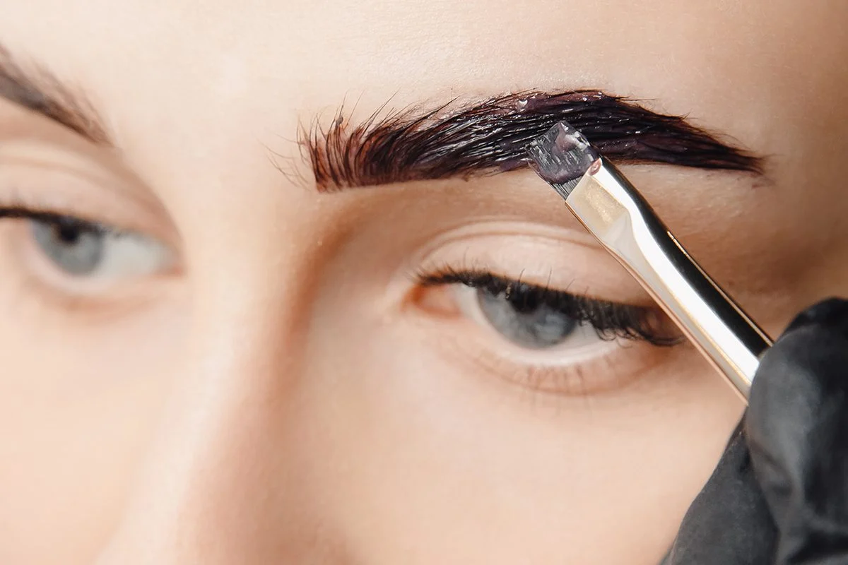 henna-brows-hero-2.webp