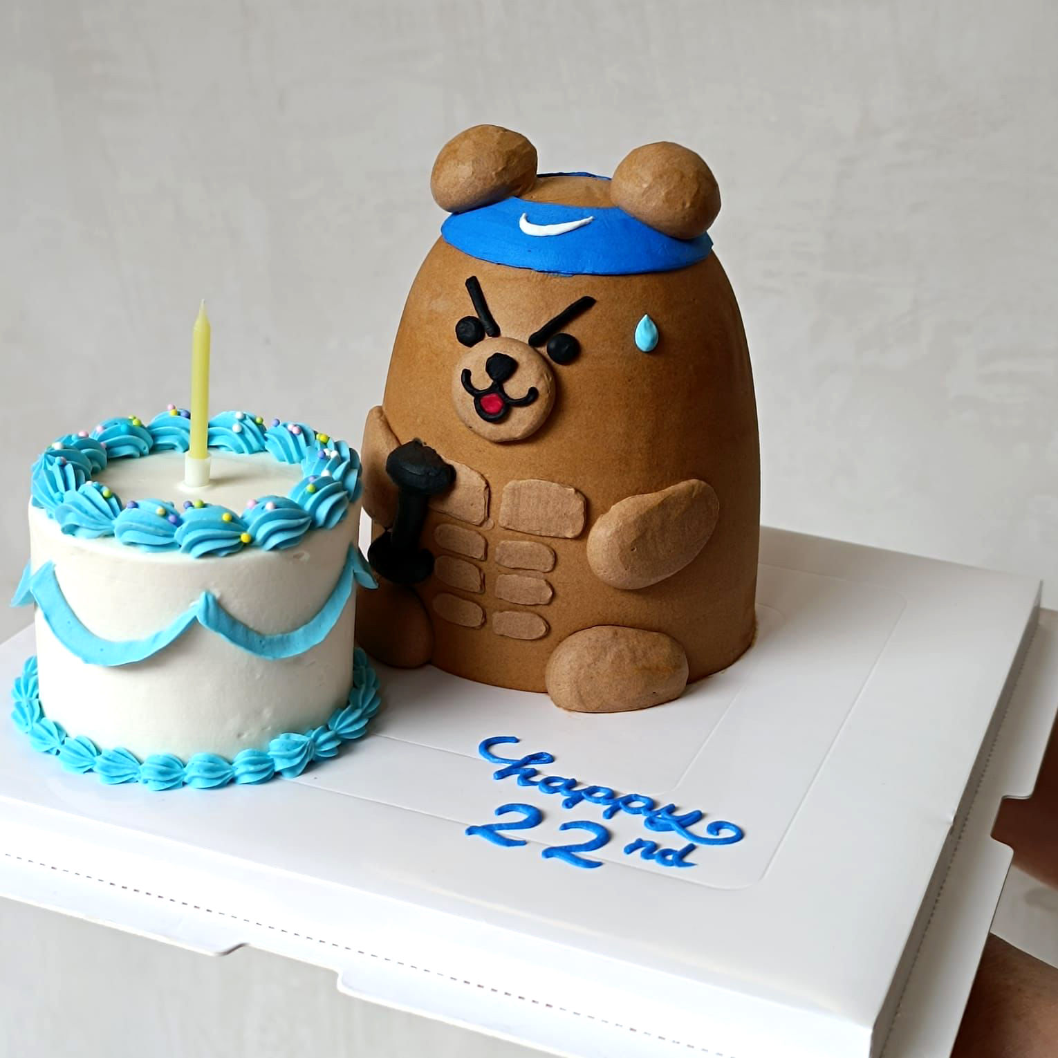 3D Gym Bear cake