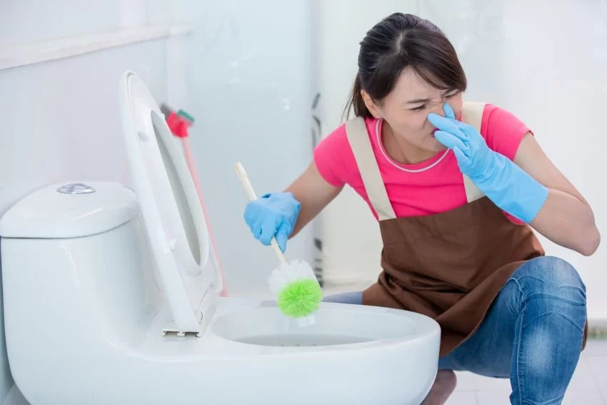 Mitos Bau Tak Sedap di Toilet