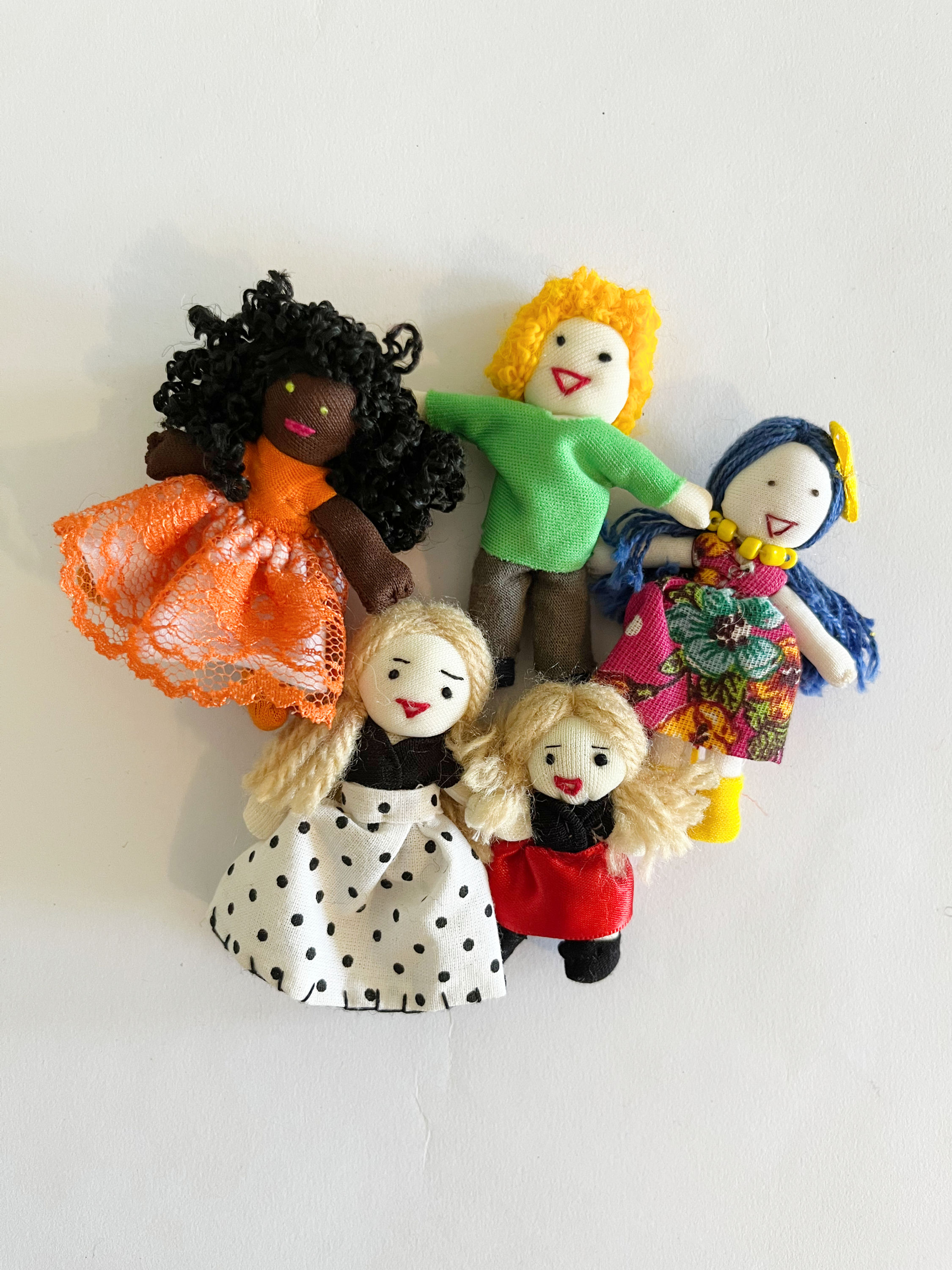 5 Bonequinhas de Tecido