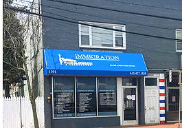 ADAM TAVARES_davidsperlinglaw_edited.jpg