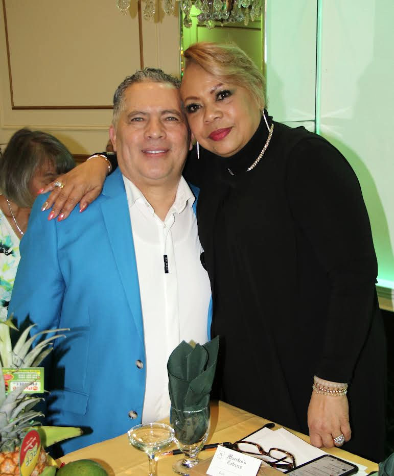 El liderazgo de UBA, encabezado por su presidente Radhamés Rodríguez y su directora oprativa Rosa Ayala, orgullosos y contentos por la exitosa realización de homenaje a las mujeres bodegueras 2025.