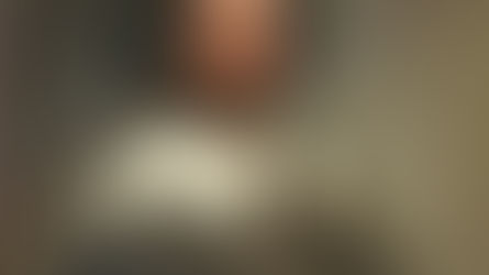 Cuando el retrato de Juan de Pareja fue adquirido por el MET en mayo de 1971, se convirtió en una adquisición de enorme relevancia para la institución. El museo pagó 5.5 millones de dólares, estableciendo un récord en el mercado del arte de la época y consolidando la importancia de esta obra dentro de su colección permanente.