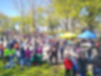 En el parque Sunset de Brooklyn, residentes de todas las edades y nacionalidades participan en actividades al aire libre, que fortalecen la vida comunitaria y ofrecen información, cultura y recreación a las familias.