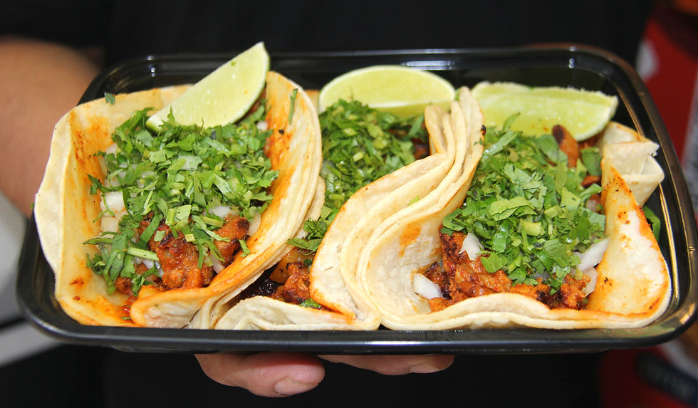 CINCO DE MAYO TURTLE BAY es un oasis del buen sabor que ofrece comida súper saborsa, preparada con los estándares más altos de higiene, productos de primera calidad y a precios accequibles.