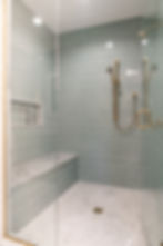 Lynn Court en Suite Shower