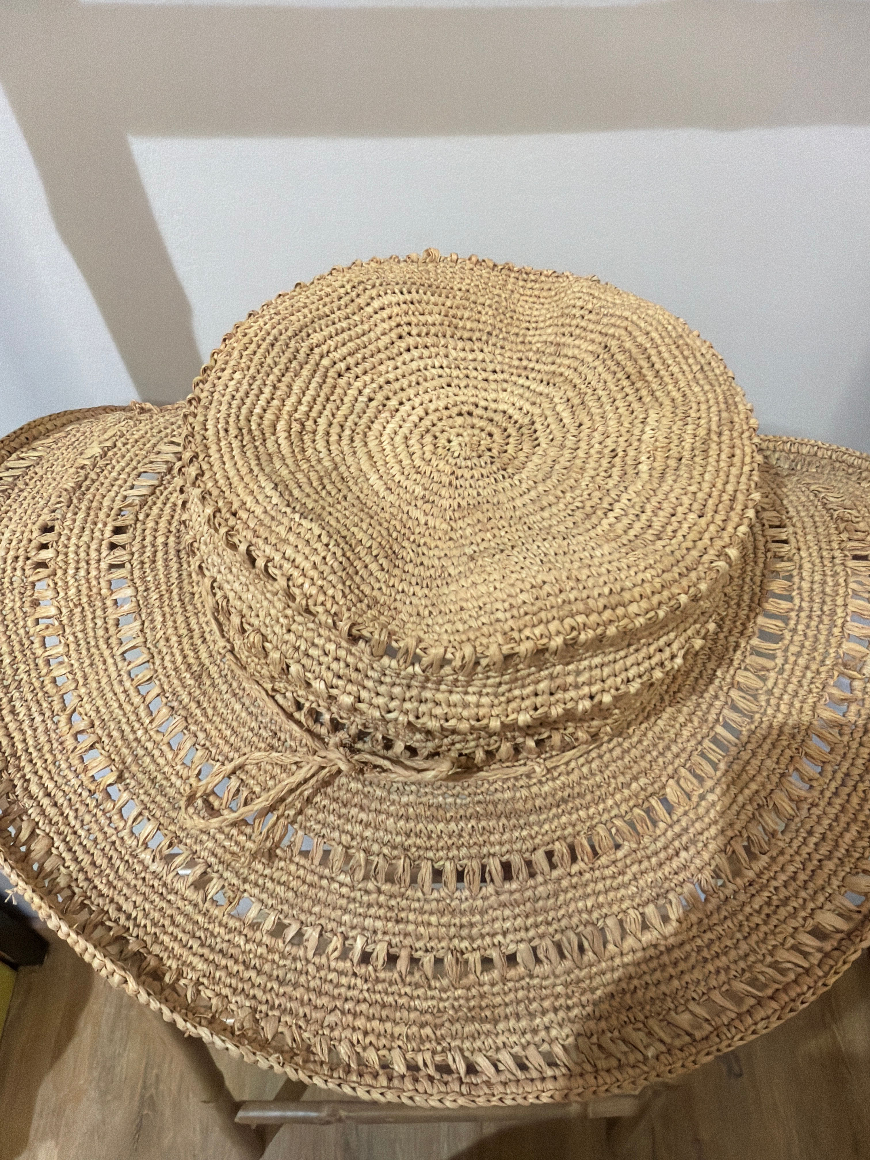 Cappello in rafia Crochet 