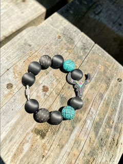 Thumbnail: Black Steer Beadable