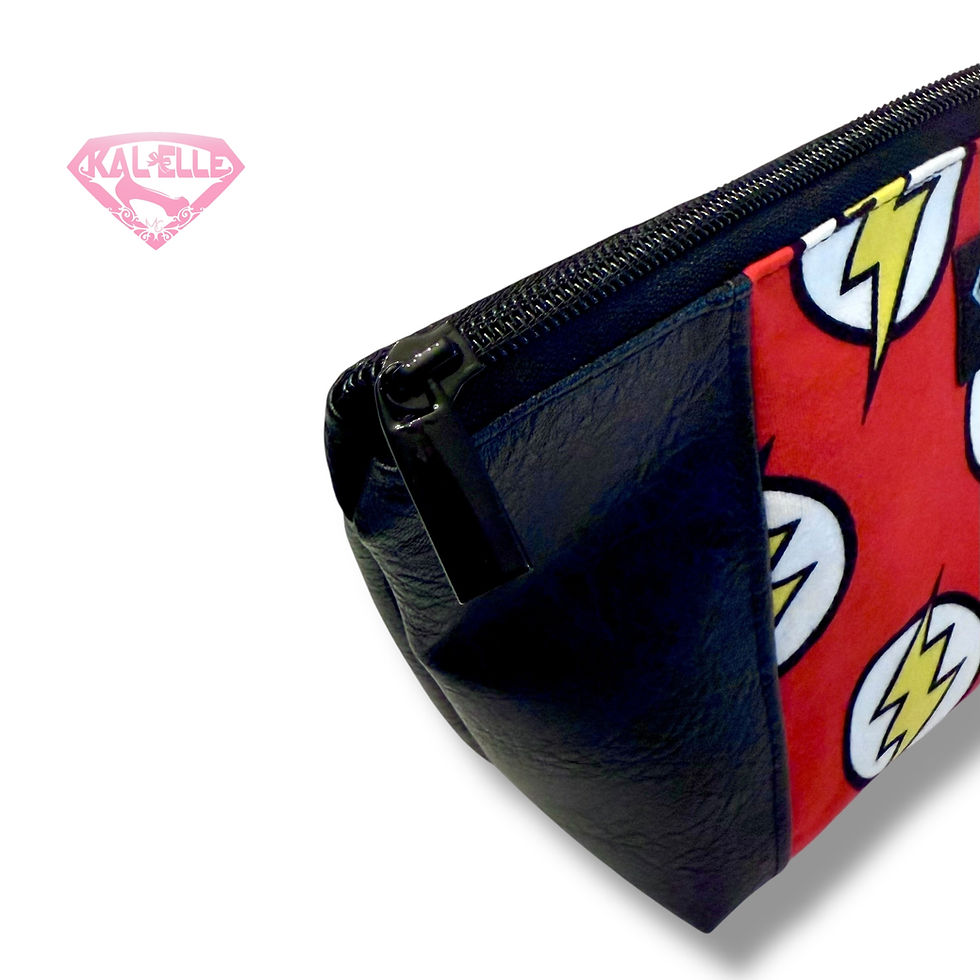 Thumbnail: The Flash Makeup Bag (Medium)