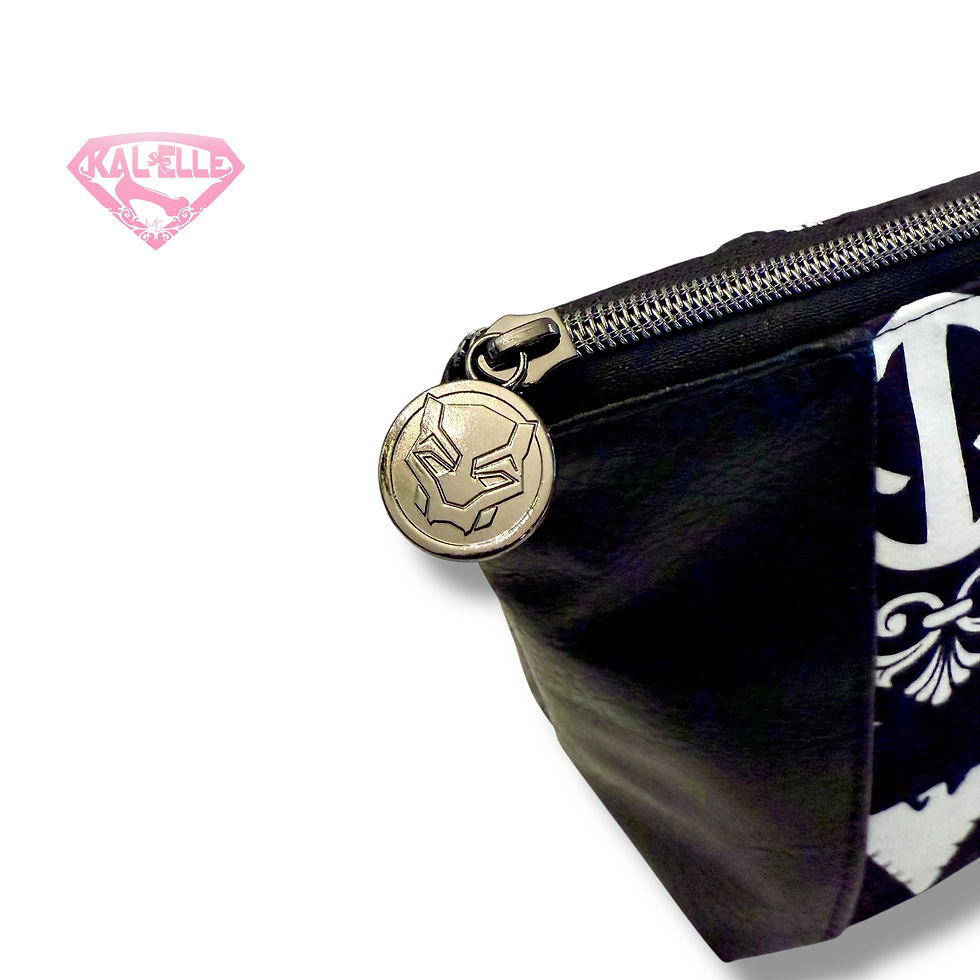 Thumbnail: Marvel Makeup Bag (Medium)