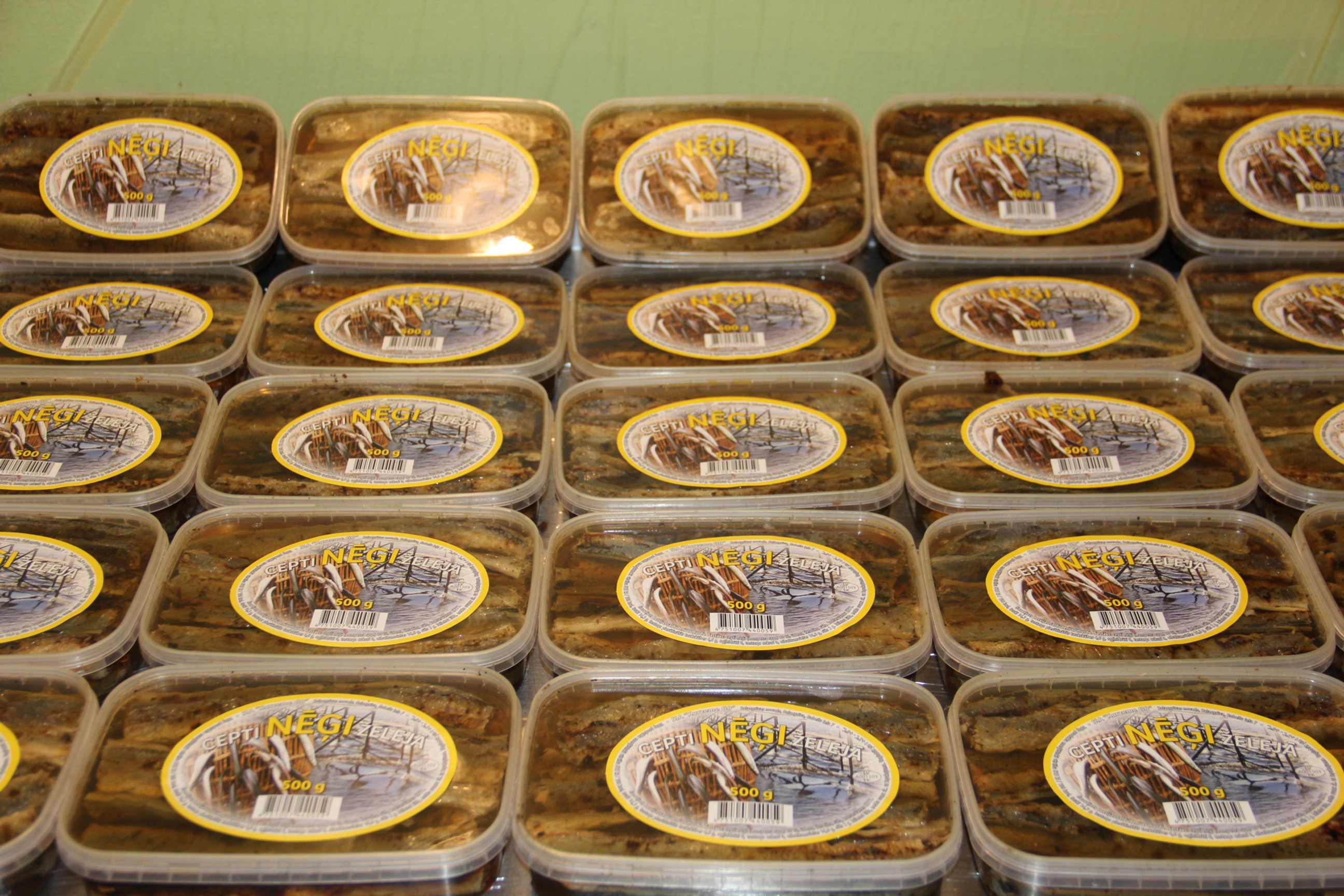 Cepti nēģi želejā 500g